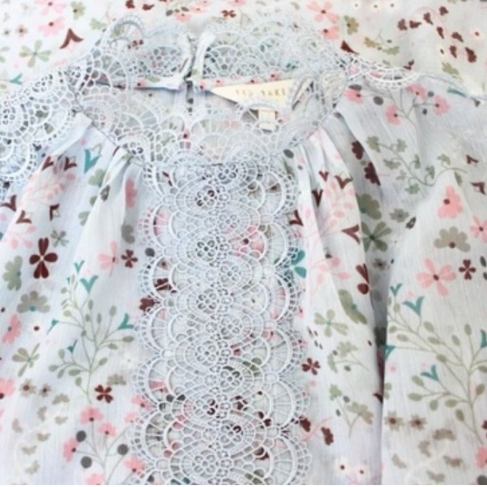 NWOT TED BAKER Javiera lace top Pale Blue Size 4/US 10 - Picture 8 of 10